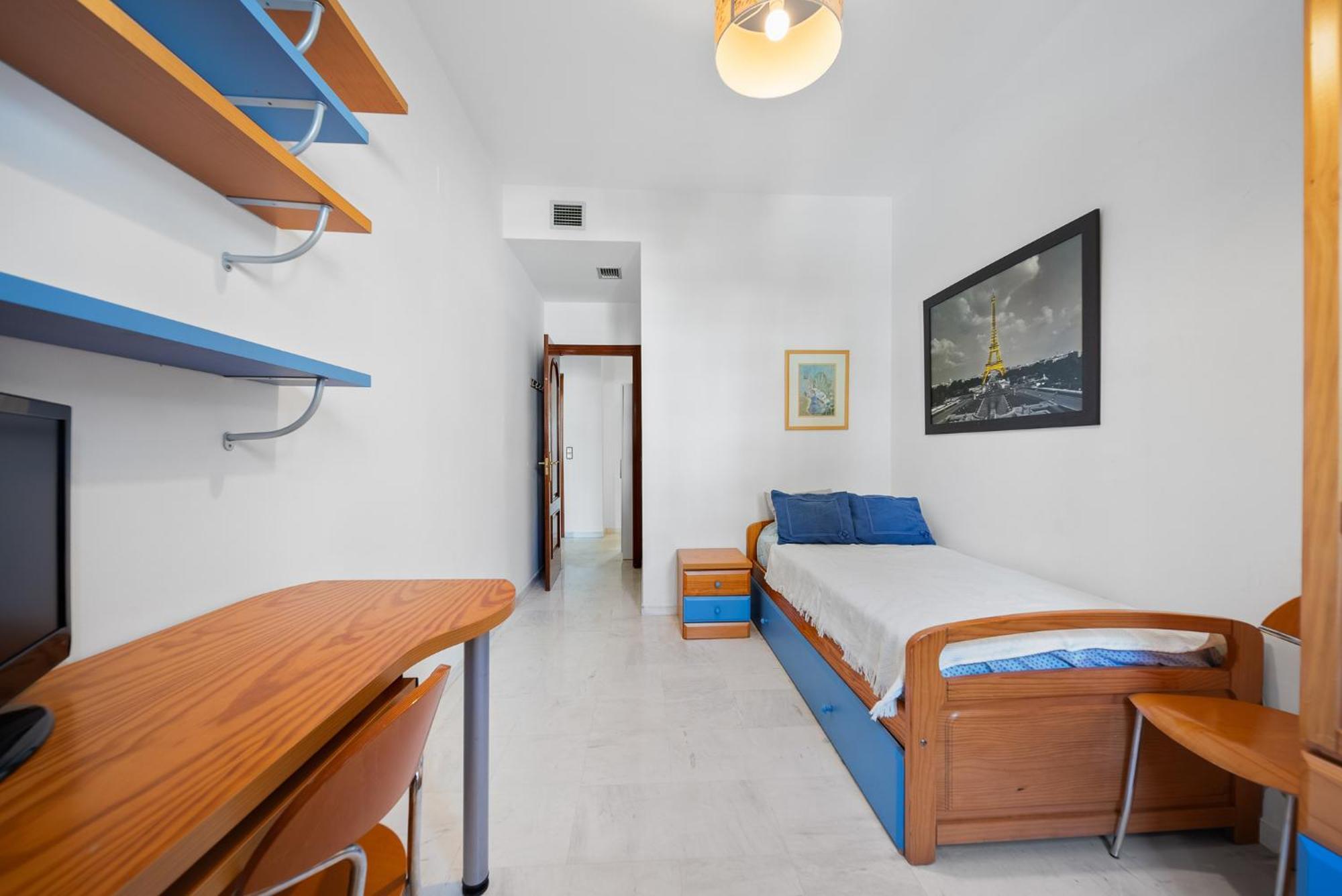 Апартаменти Marbella Real Seaside Номер фото