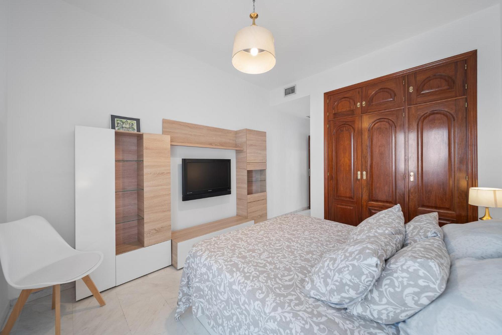 Апартаменти Marbella Real Seaside Номер фото